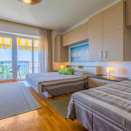 Pavlovic Apartment Crikvenica Exterior photo