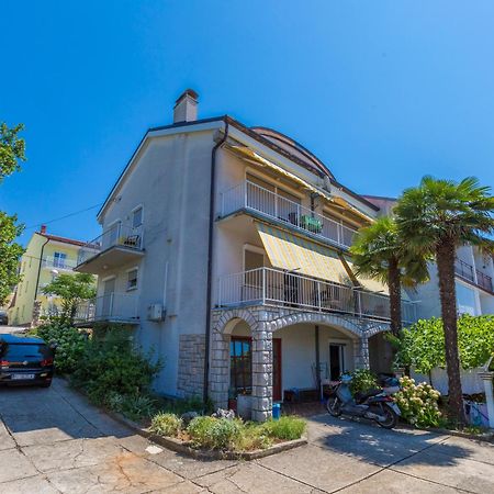 Pavlovic Apartment Crikvenica Exterior photo